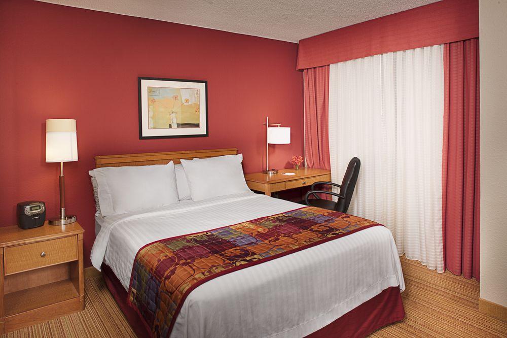 Residence Inn By Marriott Tysons Tysons Corner Eksteriør billede