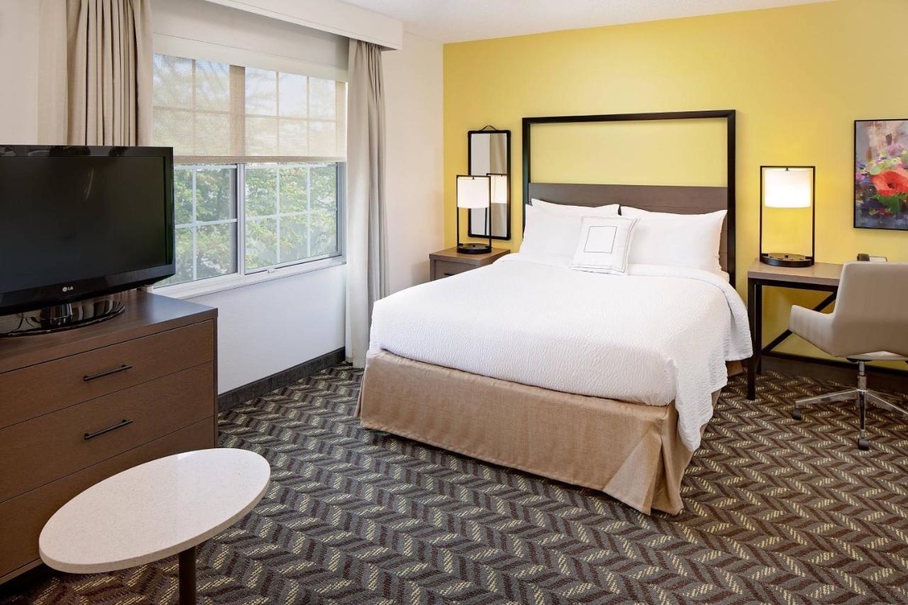 Residence Inn By Marriott Tysons Tysons Corner Eksteriør billede
